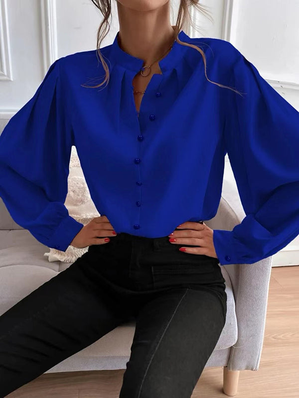 Well Tailored Blouse with a Graceful Silhouette