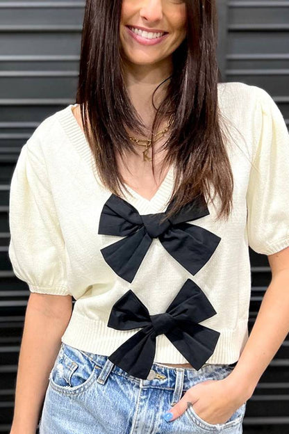 Classic Vintage Sweater with a Flattering Fit