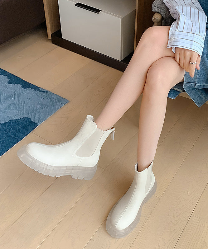 Polished Boots with an Effortless Classic Look
