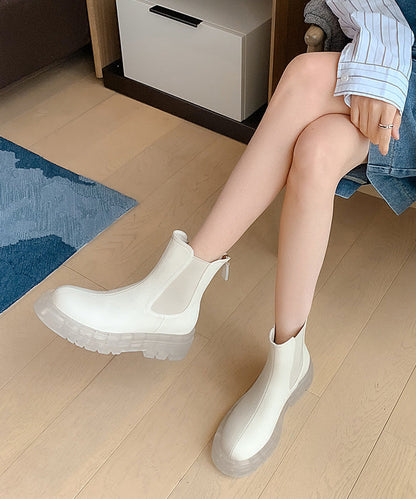 Polished Boots with an Effortless Classic Look