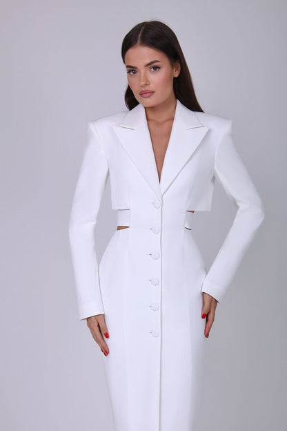Beautifully Finished Dress in a Timeless Design