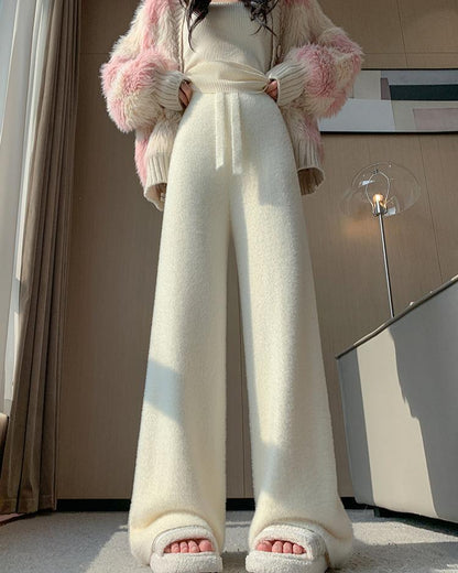 Polished Pants with an Effortless Classic Look