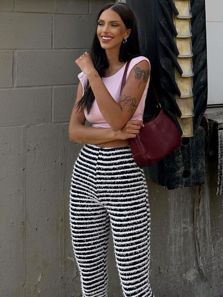 Polished Pants with an Effortless Classic Look