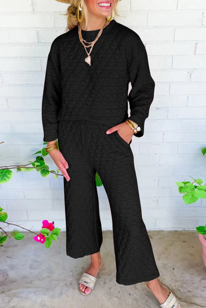 Beautifully Finished Pullover in a Timeless Design