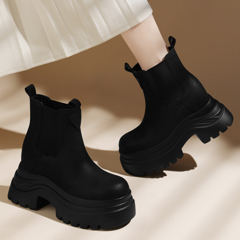 Classic Vintage Boots with a Flattering Fit