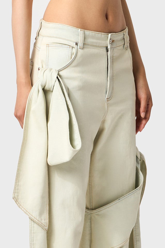 Gracefully Styled Garment for Any Occasion