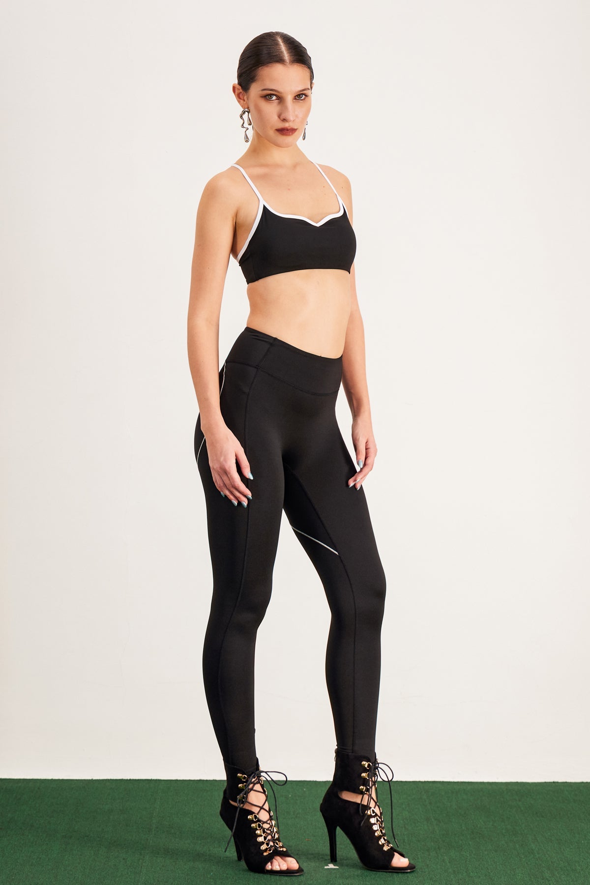 Beautifully Crafted Pants in a Classic Style