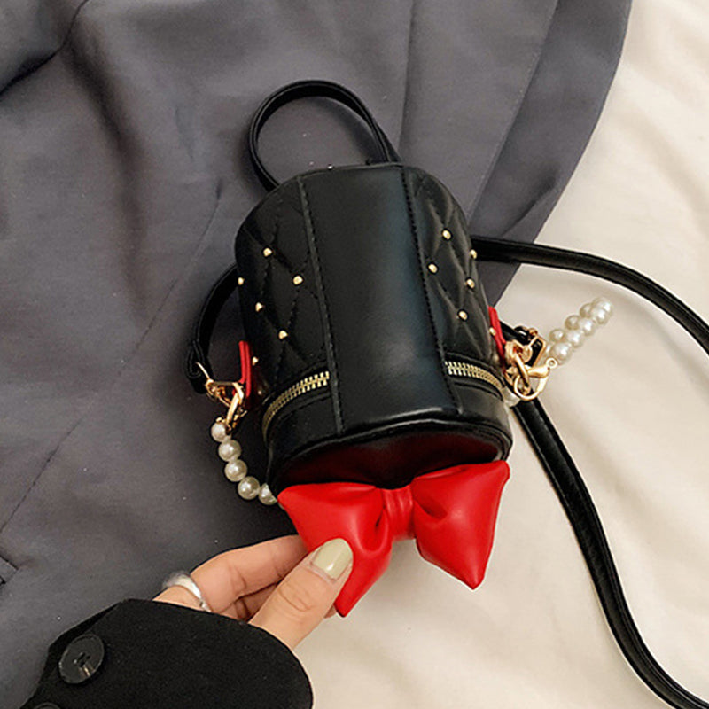 Beautifully Crafted Bag in a Classic Style