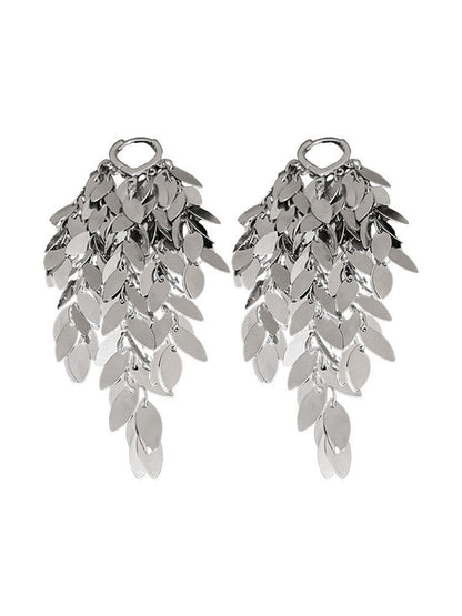 Gracefully Styled Garment for Any Occasion