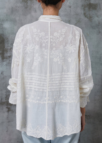 Beautifully Crafted Blouse in a Classic Style