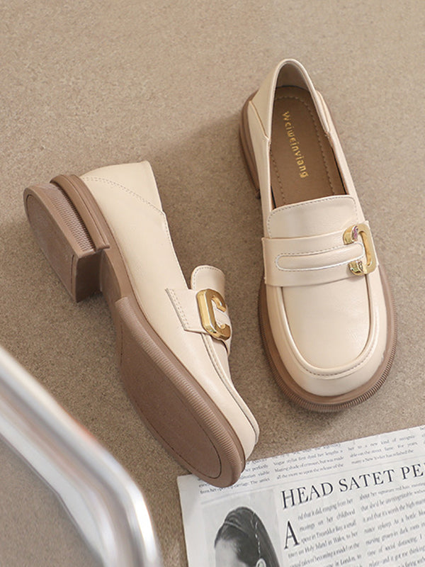 Well Tailored Shoes with a Graceful Silhouette
