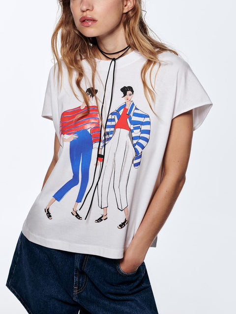 Beautifully Crafted T-Shirt in a Classic Style