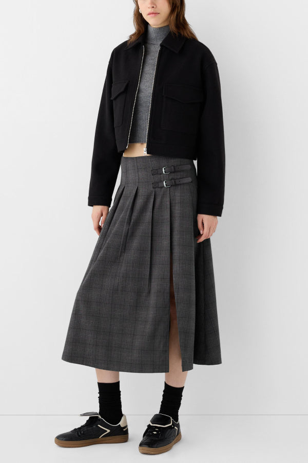 Beautifully Finished Garment in a Timeless Design