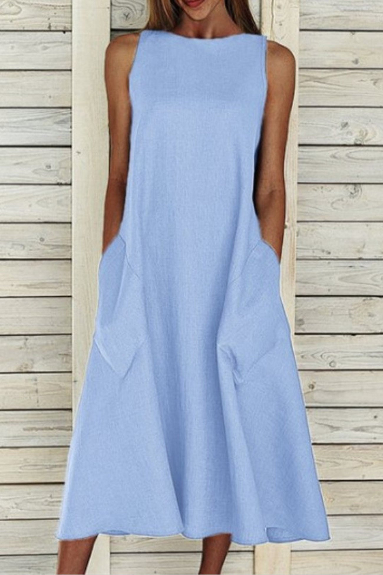 Sophisticated Dress with a Clean Classic Look
