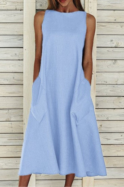 Sophisticated Dress with a Clean Classic Look