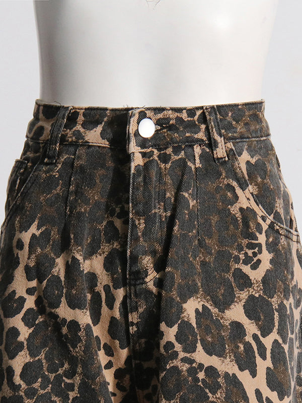 Well Tailored Pants with a Graceful Silhouette