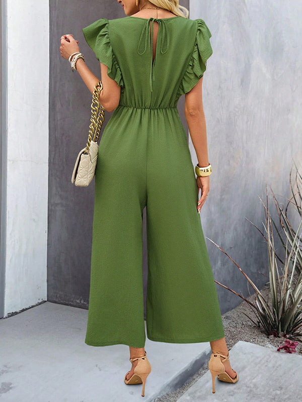 Well Tailored Garment with a Graceful Silhouette