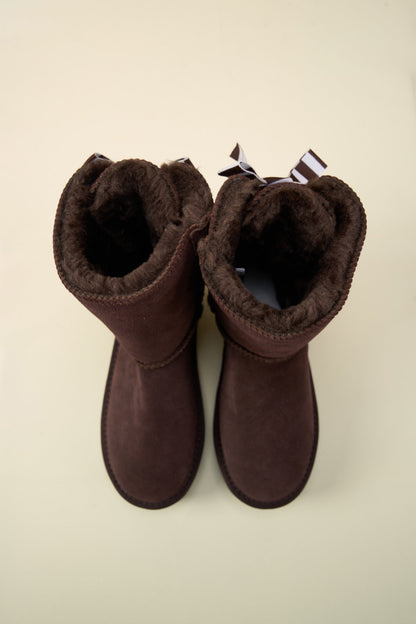 Classic Vintage Boots with a Flattering Fit