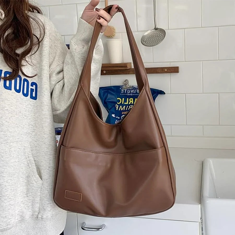 Beautifully Finished Bag in a Timeless Design