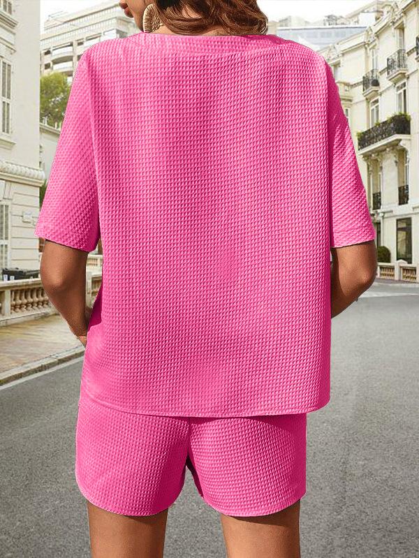 Effortlessly Elegant Shirt with a Timeless Design