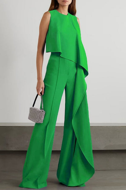 Sophisticated Garment with a Clean Classic Look