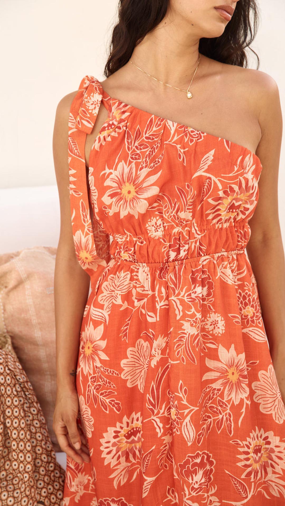 Well Tailored Garment with a Graceful Silhouette