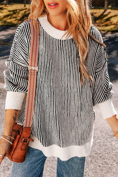 Effortlessly Elegant Sweater with a Timeless Design