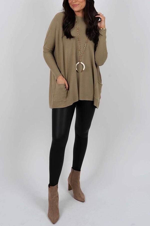 Well Tailored Sweater with a Graceful Silhouette