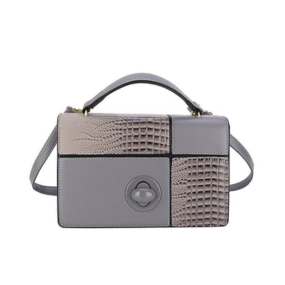 Beautifully Crafted Bag in a Classic Style