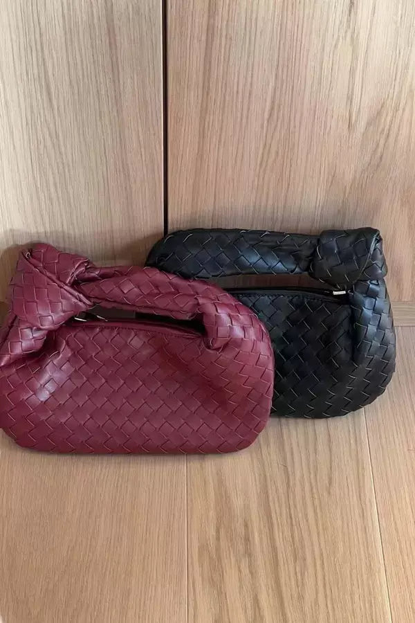Polished Bag with an Effortless Classic Look