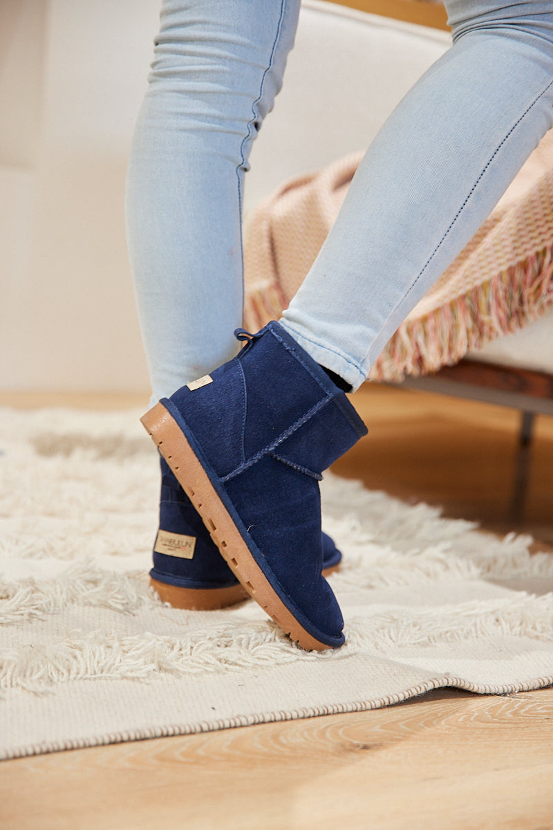 Beautifully Finished Boots in a Timeless Design