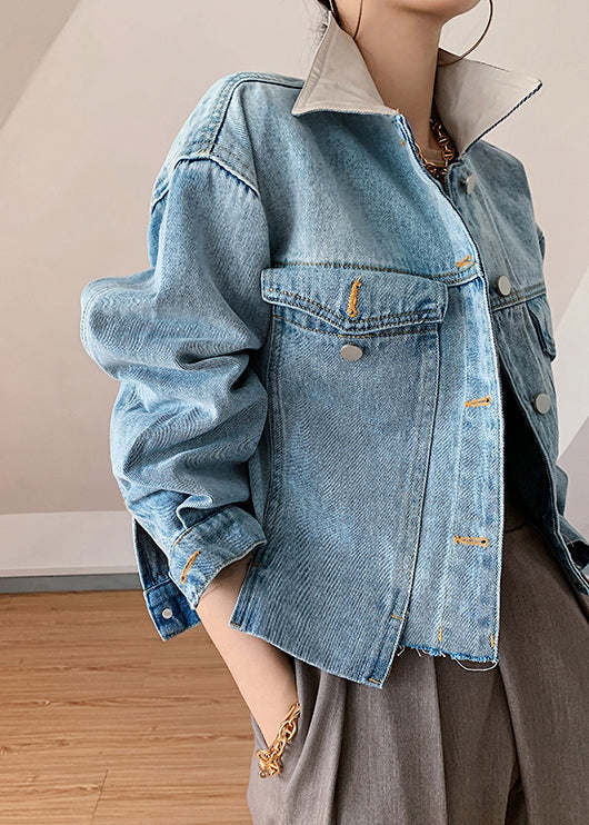 Effortlessly Elegant Coat with a Timeless Design