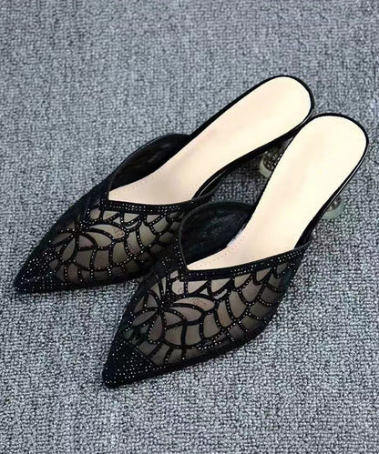Classic Vintage Sandals with a Flattering Fit