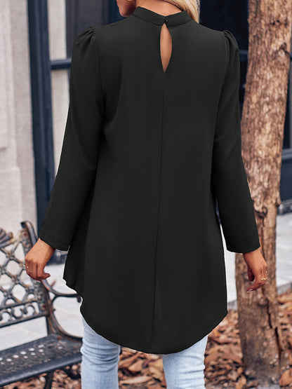Well Tailored Blouse with a Graceful Silhouette