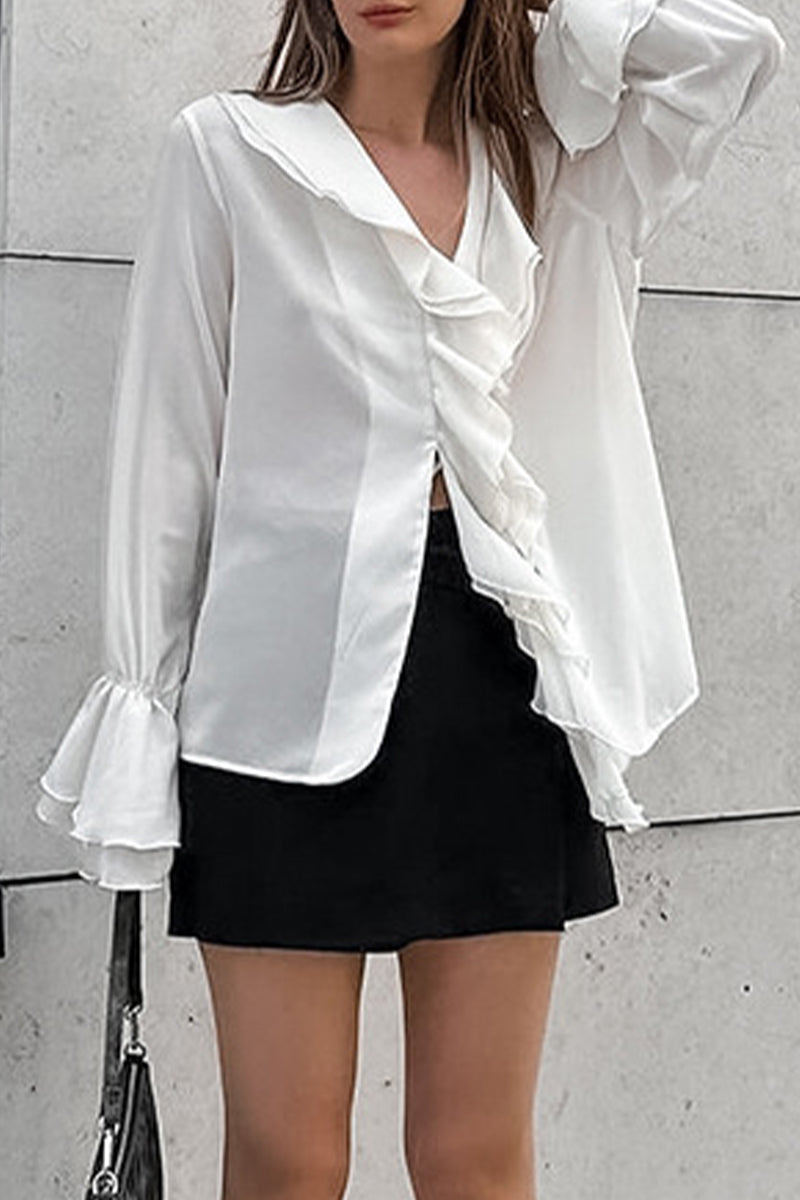 Classic Vintage & Enduringly Stylish Blouse