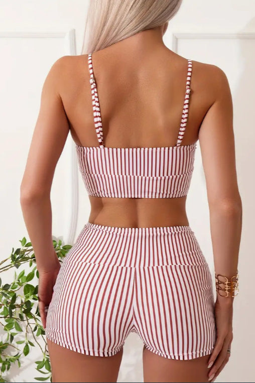 Beautifully Finished Garment in a Timeless Design