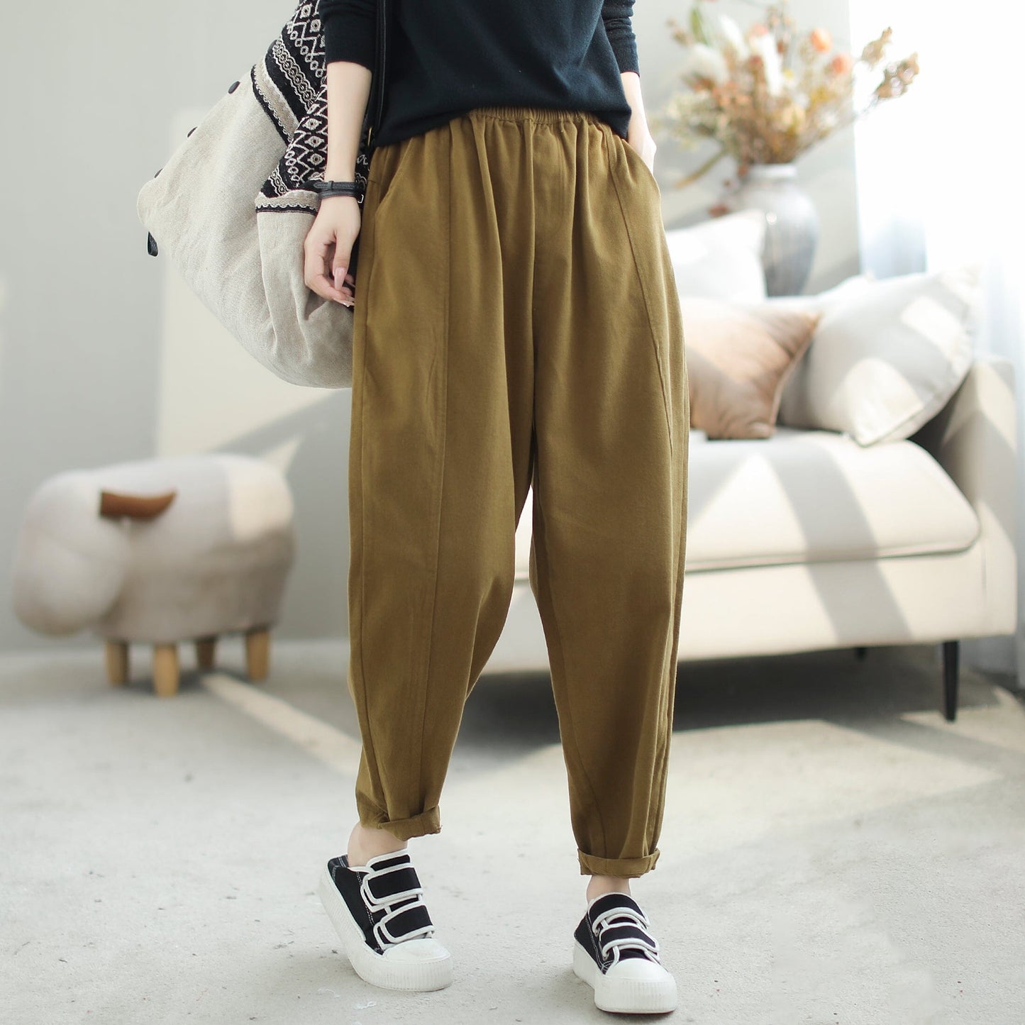 Beautifully Finished Pants in a Timeless Design