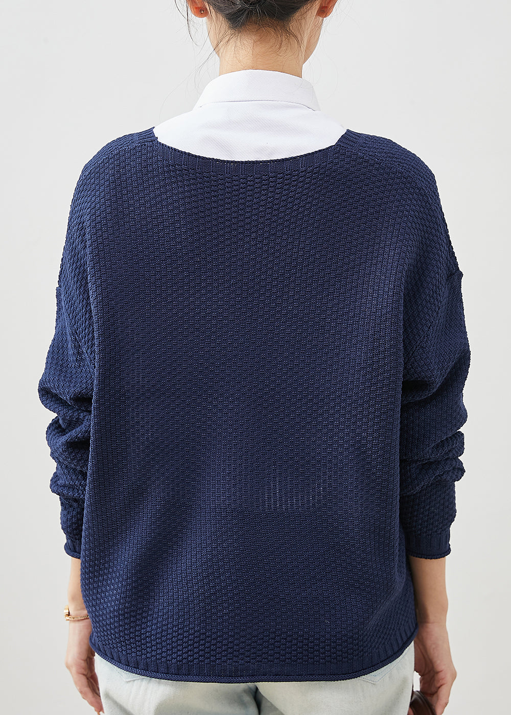 Gracefully Styled Cardigan for Any Occasion