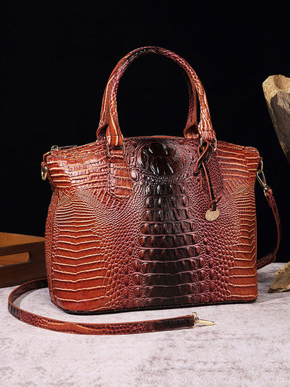 Gracefully Styled Bag for Any Occasion