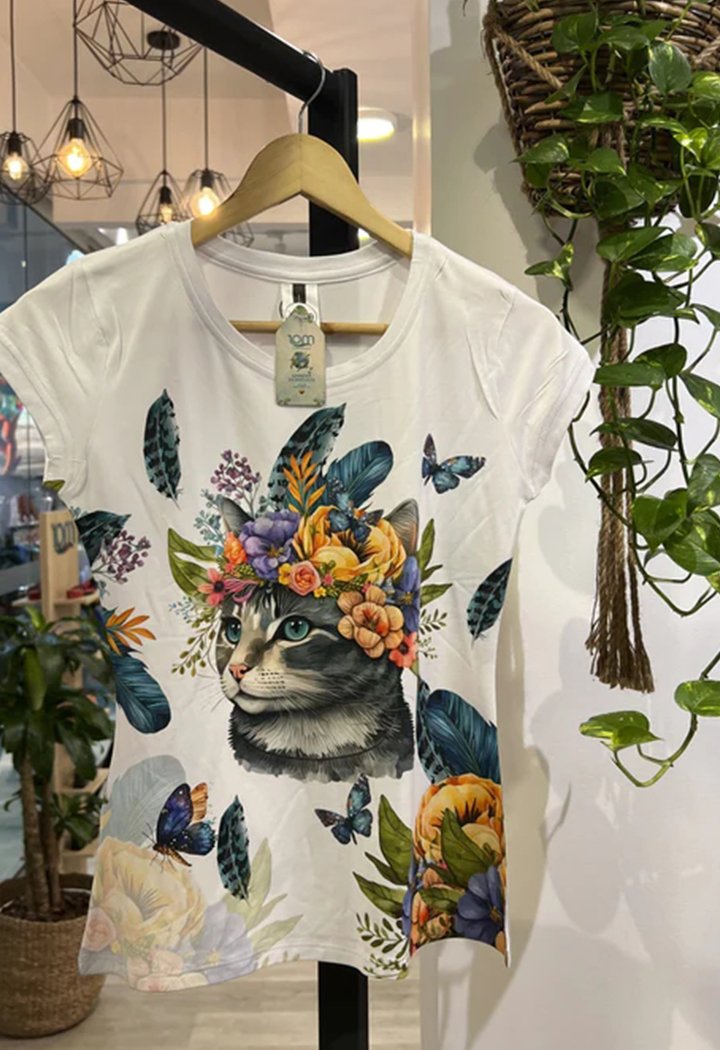 Vintage Inspired T-Shirt with a Contemporary Edge