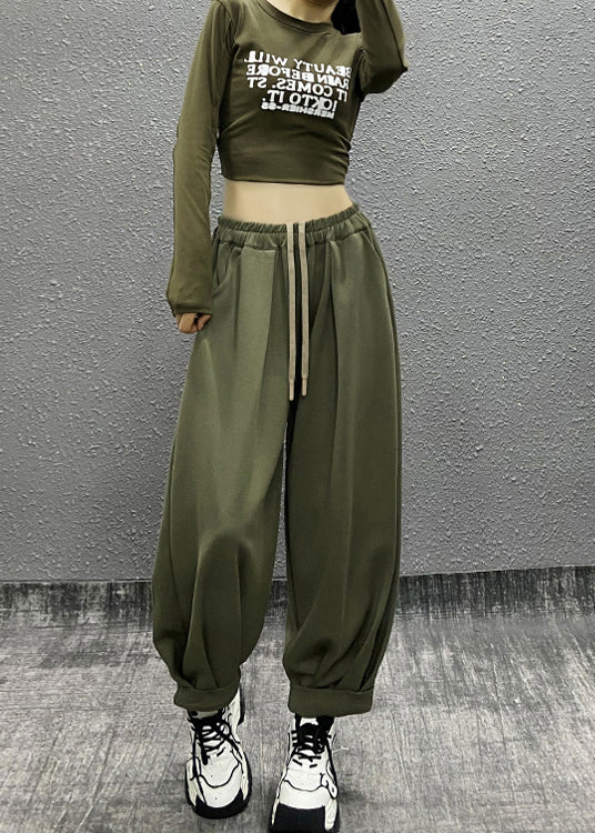 Sophisticated Pants with a Clean Classic Look