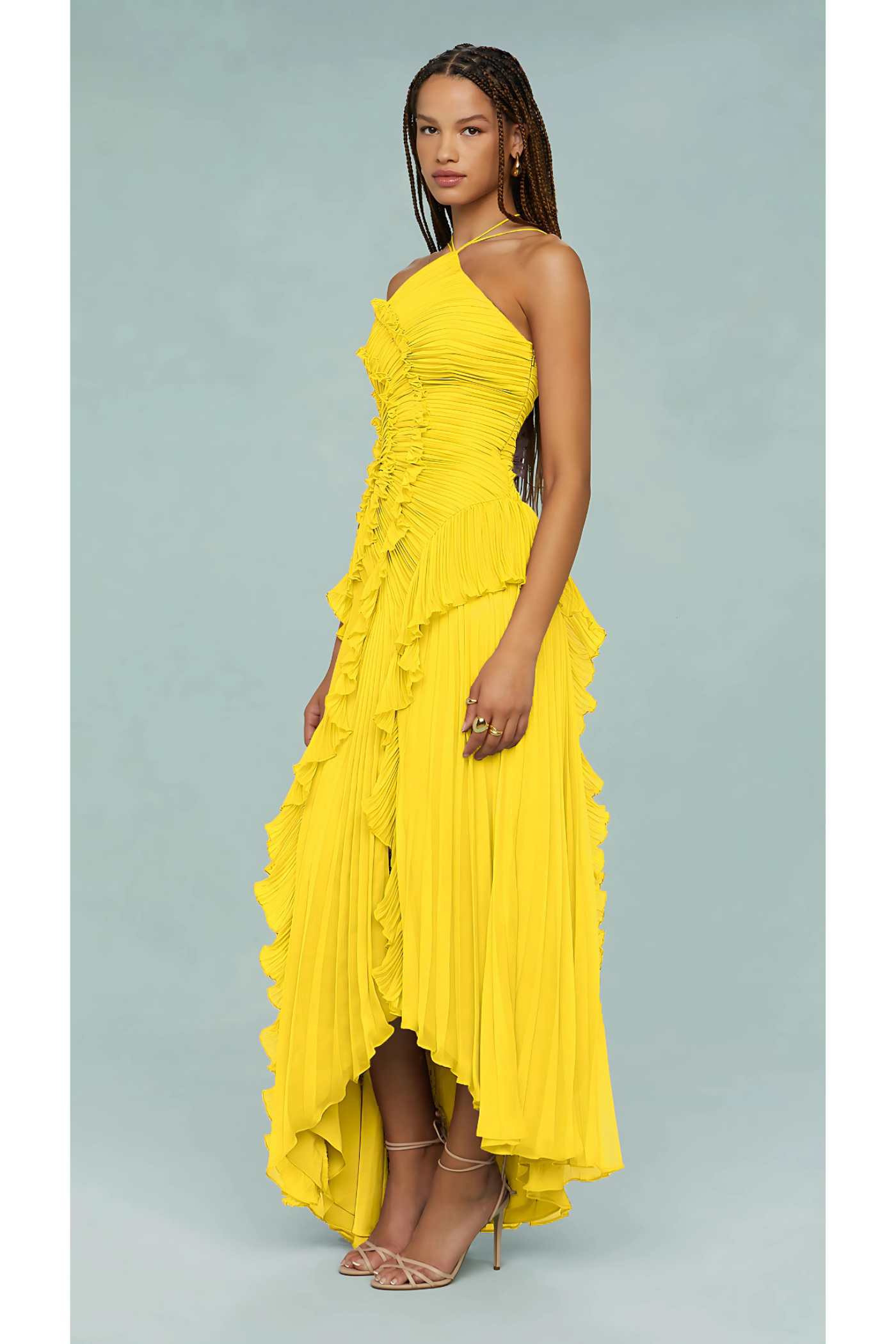 Beautifully Finished Dress in a Timeless Design