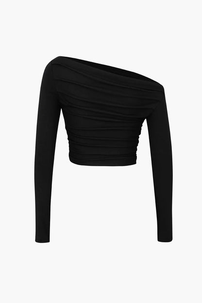 Well Tailored Top with a Graceful Silhouette
