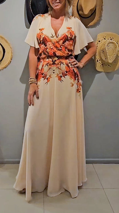 Gracefully Styled Garment for Any Occasion