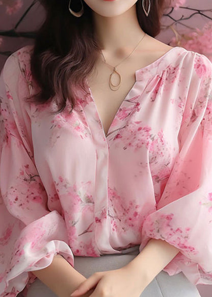 Beautifully Crafted Blouse in a Classic Style