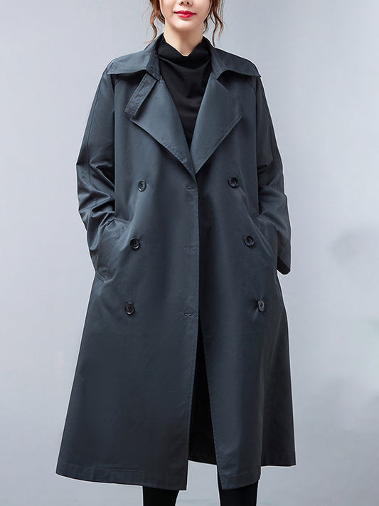 Well Tailored Coat with a Graceful Silhouette