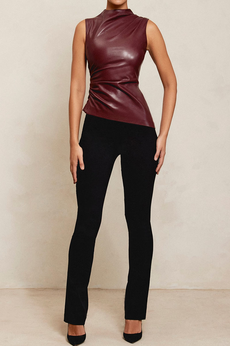 Classic Vintage Top with a Flattering Fit