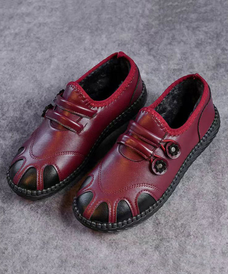 Effortlessly Elegant Shoes with a Timeless Design