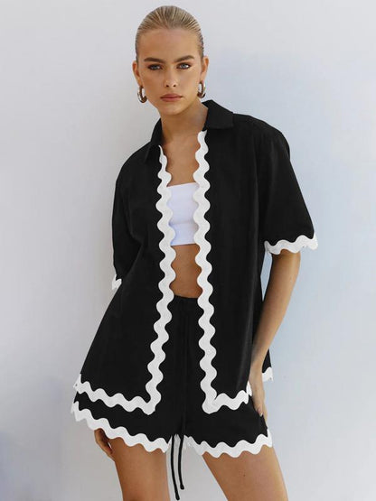 Effortlessly Elegant Shirt with a Timeless Design