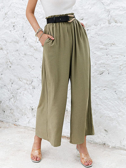 Effortlessly Elegant Pants with a Timeless Design